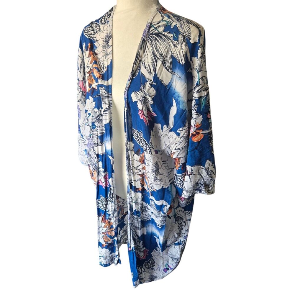 Jaase Shaped  Blue Floral Open Cardigan Medium Boho Kimono Style Swim cover up